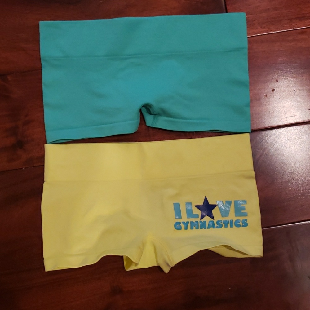 Girls size M Gymnastics shorts